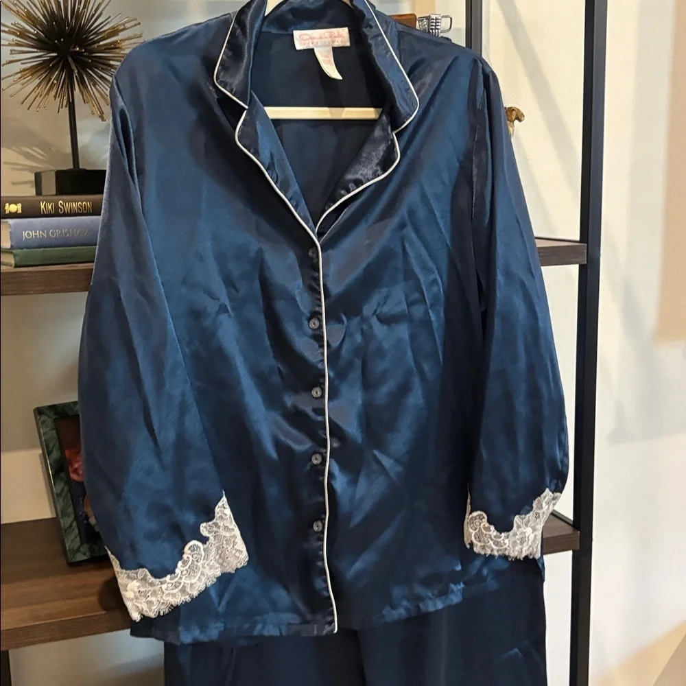 Oscar de la Renta Midnight Blue Satin Pajama Set Large - Picture 2 of 11